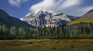 Images Dated 20th August 2015: Mount Robson, British Columbia, Canada