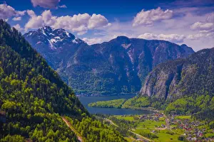 Images Dated 15th May 2021: Mountain scenery in the Austrian Alps near Hallstatt