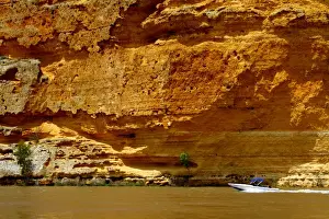 Murray river cliffs