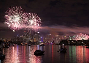 Images Dated 5th May 2014: NewYears Eve fireworks, Sydney