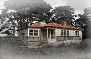 Images Dated 7th February 2012: An old abandoned farmhouse near Yarra Creek in the rurals of King Island, Tasmania