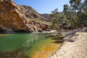 Ormiston Gorge Water Hole, Ormiston Pound, West MacDonnell Ranges, Northern Territory Ormiston Gorge Water Hole, Ormiston Pound, West MacDonnell Ranges, Northern Territory