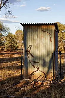 Outback Dunny