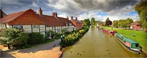Images Dated 17th September 2011: A panorama of Hungerford, Berkshire, England