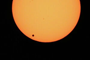 Images Dated 6th June 2012: Passage of Venus Across the Townsville Sun