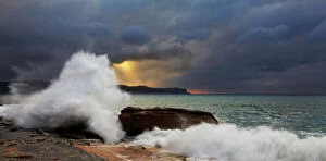 Awe Inspiring Australian Panoramas Collection: Pearl Beach moody sunrise