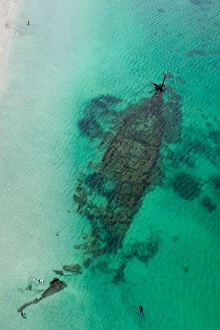 Images Dated 15th February 2019: people snorkeling around a shipwreck