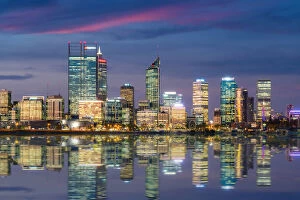 Images Dated 15th March 2019: Perth city waterfront at blue hour in Perth, Western Australia, Australia
