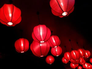 Images Dated 16th October 2014: Red lanterns