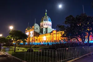 The Royal exhibition building lights up in White Night festival 2016