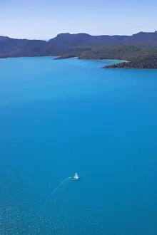 Yacht Prints: Sailing Whitsundays