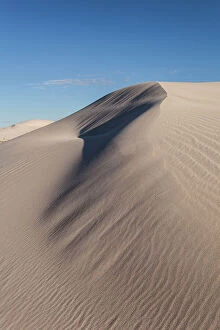 Images Dated 15th September 2014: Sand dune