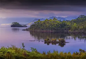 Images Dated 21st March 2017: Scenic view of Lake Pedder in the south west wilderness of Tasmania, Australia