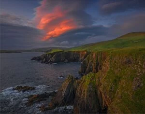 Images Dated 13th July 2015: Scousburgh coastline at Dusk, Shetland Islands, Scotland, United Kingdom
