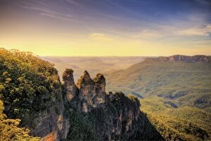 The Three Sisters, Blue mountains Collection: Three Sisters at Echo Point