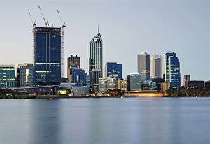 Images Dated 7th May 2011: Skyline of the business district of Perth with Swan River