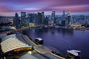 Images Dated 28th March 2011: Skyline of Singapore Central Business District and Raffles Place, Singapore