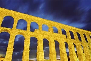 John W Banagan Collection: Spain, Castilla y Leon, Segovia, Roman aqueduct, low angle view