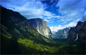 Horizontal View Horizontal Prints: Spring-time in the Yosemite National Park, California, Western United States of America