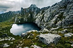 Images Dated 25th April 2016: Square Lake in Western Arthurs, Southwest Tasmania