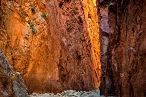 Images Dated 18th August 2016: Standley Chasm at West Macdonnell Ranges
