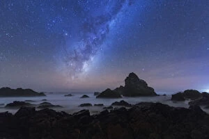 Images Dated 3rd June 2017: Starry night at Camel Rock beach, South coast of Australia