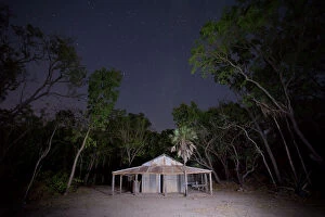 Images Dated 30th August 2014: Stars over Blythe Homestead