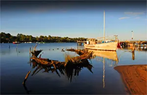 Images Dated 2009 April: Strahan harbour and coastline, south western area of Tasmania, Australia