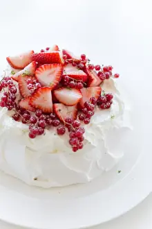 Strawberry Pavlova