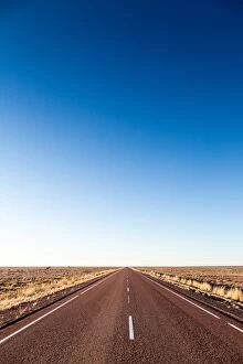 Images Dated 14th May 2014: Stuart Highway. Outback Australia
