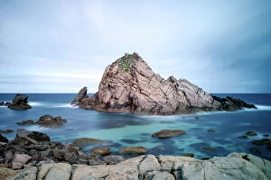 Images Dated 18th October 2015: Sugarloaf Rock in the south west of western australia