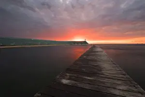 sunrise at newcastle ocean baths