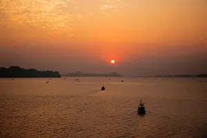 Sunset at Ha Long Bay, Quang Ninh Province, Vietnam