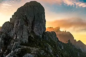 Sunset over mt. Hesperus in Western Arthur Range, Southwest Tasmania