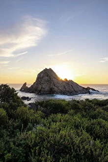 Images Dated 8th February 2023: Sunset at Sugarloaf Rock