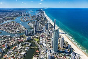 Images Dated 5th April 2018: Surfers Paradise