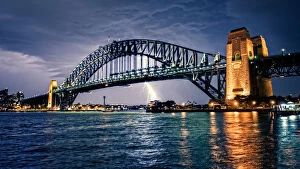 Images Dated 5th May 2014: Sydney Harbour Bridge with lightning