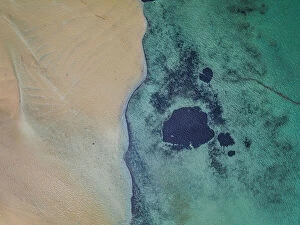 Images Dated 2nd August 2019: Textures of the ocean floor shot by a drone, Shark Bay, Australia