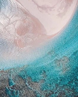 Images Dated 2nd August 2019: View from above of a beach and a section of the Ningaloo reef, Exmouth, Australia
