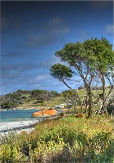 Images Dated 29th March 2013: A view of the boulders and rocky coastline at Sawyers Bay on Flinders Island, Bass Strait