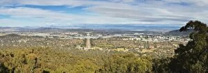 Images Dated 30th June 2014: View of Canberra and Lake Burley Griffin