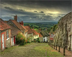 View Down Gold Hill, Shaftsbury, Dorset, England View Down Gold Hill, Shaftsbury, Dorset, England