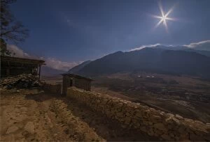 Images Dated 8th March 2015: Wangdue Phodrang, Kingdom of Bhutan, Eastern Himalayas