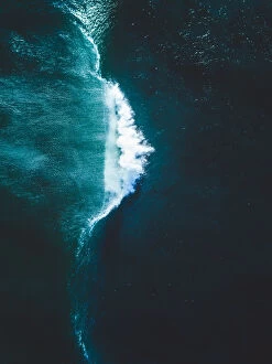 Ocean Wave Aerials Collection: Wave, Iceland