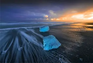 Jokulsarlon Prints: Winter at Jokulsarlon beach in southern Iceland